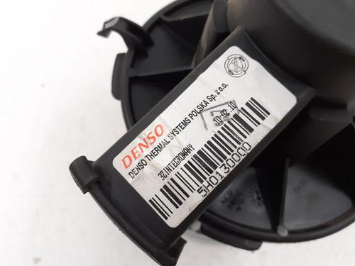 Heater blower motor FIAT 500 (312_) 1.2 (312AXA1A) | BP24786211M62 