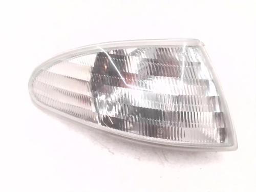 Used Right front indicator FORD MONDEO I (GBP) 1.8 i 16V (115 hp) 24780864