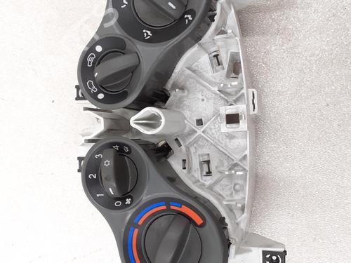 Used Climate control FIAT PANDA (169_) 1.2 (169.AXB11, 169.AXB1A) (60 hp) 24789658