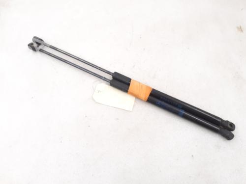 Used Tailgate lift support MERCEDES-BENZ A-CLASS (W176) A 180 CDI / d (176.012) (109 hp) 24772080