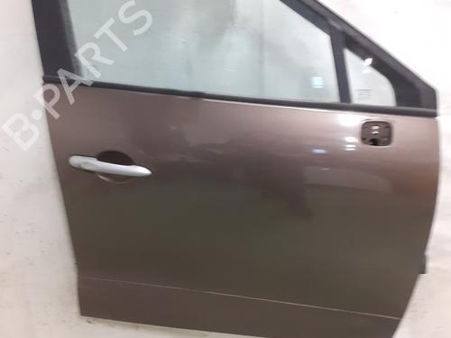Used Right front door RENAULT SCÉNIC III (JZ0/1_) 1.5 dCi (110 hp) 27564671