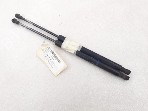 Used Tailgate lift support TOYOTA YARIS (_P13_) 1.4 D (NLP130_, NLP130) (90 hp) 24791045