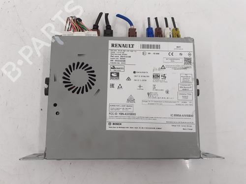 Used Radio Radio 30157332 30157332
