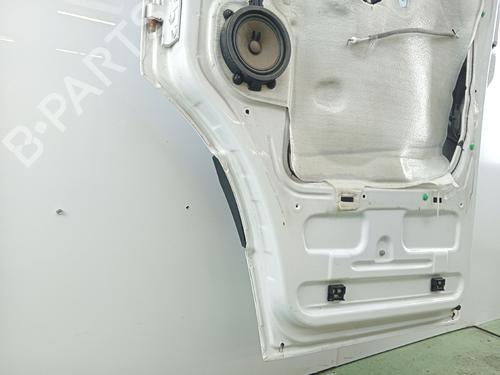 Used Right front door Right front door 36055945 36055945