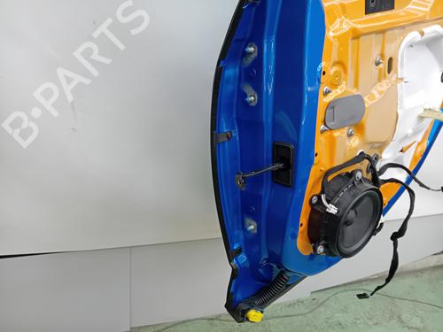 right-rear-door-renault-megane-iv-hatchback-b9amn_-2015-34218907 main image