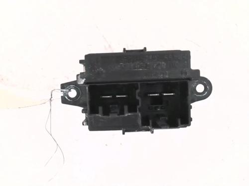 Heater resistor OPEL MERIVA B MPV (S10) 1.4 (75) | BP24782361M108 - Image 2