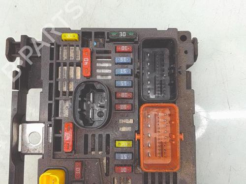 Fuse box CITROËN C5 III Break (RW_) 1.6 HDi 110 (RW9HZC) | BP40032950E1 - Image 4
