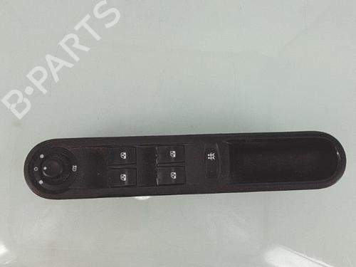 Interrupteur de vitre avant gauche RENAULT ESPACE IV (JK0/1_) 2.2 dCi (JK0H) (150 hp) 26319967