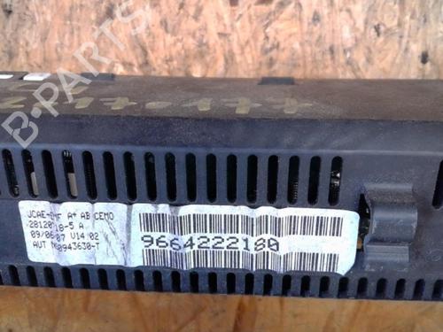 display-monitor-citroen-c4-coupe-la_-2004-2005-2006-2007-2008-2009-2010-2011-2012-2013-25367275 main image