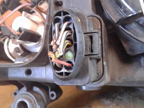 Used Left headlight Left headlight SEAT IBIZA III (6L1) 1.9 SDI (64 hp) 25364323 25364323