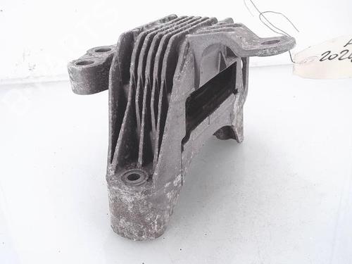 engine-mount-opel-astra-j-p10-2009-2010-2011-2012-2013-2014-2015-2016-25354194 main image