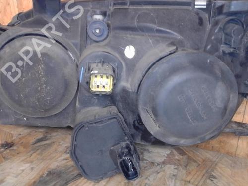 Used Right headlight Right headlight TOYOTA AVENSIS Liftback (_T22_) 2.0 D-4D (CDT220_, CDT220R) (110 hp) 25367478 25367478