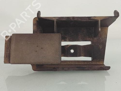 Used Front left interior door handle Front left interior door handle RENAULT RAPID Box Body/MPV (F40_, G40_) 1.4 (F40D) (79 hp) 27158781 27158781