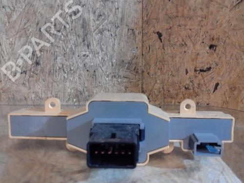 warning-switch-kia-carens-iii-mpv-un-2006-2007-2008-2009-2010-2011-2012-2013-25370401 main image