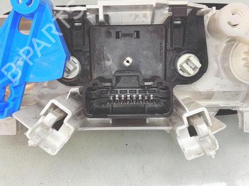 Used Climate control Climate control 37734821 37734821