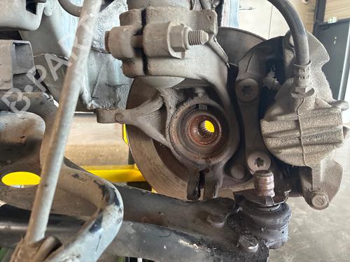 Left front steering knuckle CITROËN C3 III (SX) 1.2 VTi 82 | BP38954958M25 - Image 2