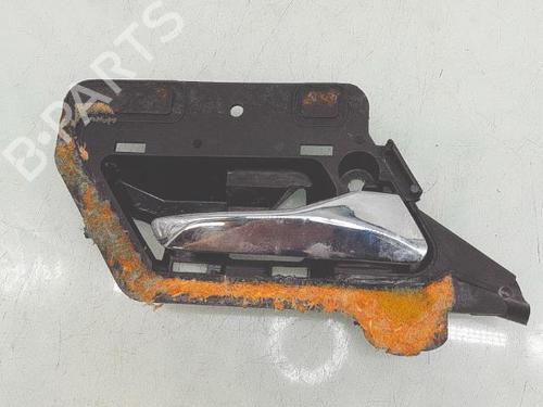 Used Front right interior door handle Front right interior door handle 36896857 36896857