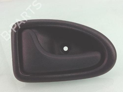 Used Front left interior door handle Front left interior door handle RENAULT CLIO II (BB_, CB_) 1.2 (BB0A, BB0F, BB10, BB1K, BB28, BB2D, BB2H, CB0A,... (58 hp) 30520300 30520300