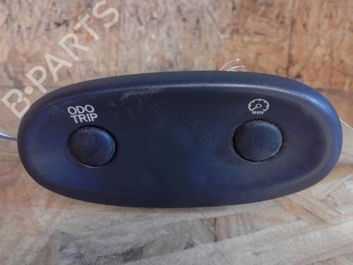 Used Switch Switch TOYOTA YARIS (_P1_) 1.0 (SCP10_, SCP10R) (68 hp) 25358539 25358539