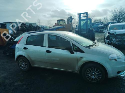 Reverse light FIAT GRANDE PUNTO (199_) 1.3 D Multijet | BP25373315C36  - Image 6