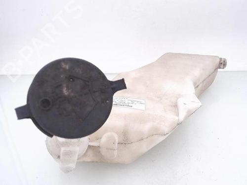 windscreen-washer-tank-peugeot-206-2l_-2m_-2009-2010-2011-2012-2013-25371906 main image