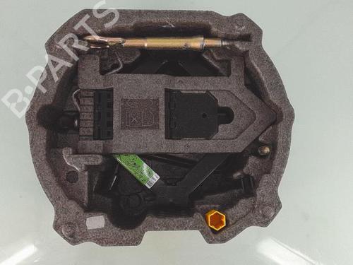 Used Jack Kit Jack Kit CITROËN C6 (TD_) 2.7 HDi (204 hp) 26892425 26892425