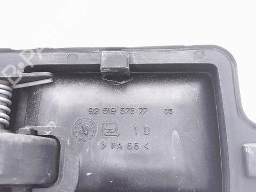 Used Front right interior door handle Front right interior door handle PEUGEOT 106 II (1A_, 1C_) 1.1 i (60 hp) 25363940 25363940