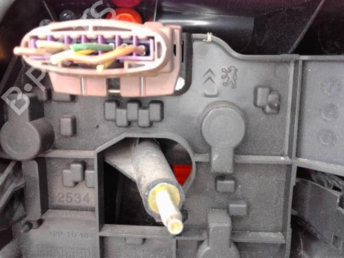 Venstre baglygte CITROËN XSARA (N1) 2.0 HDi 90 (90 hp) 25365587