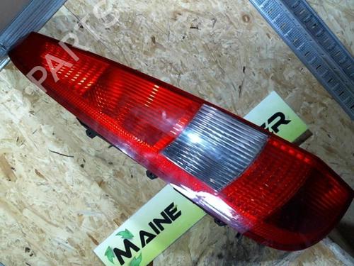 Used Left taillight FORD FIESTA V (JH_, JD_) 1.4 TDCi (68 hp) 25359685