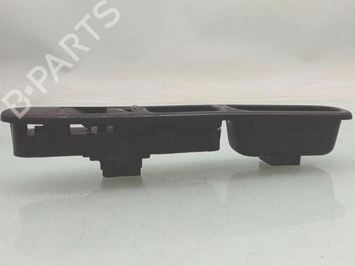Used Right front window switch Right front window switch PEUGEOT 207 (WA_, WC_) 1.6 HDi (90 hp) 32508491 32508491