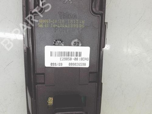 Used Left front window switch Left front window switch 37203447 37203447