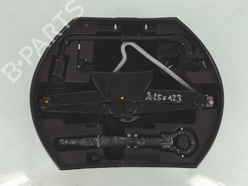 Used Jack Kit CITROËN C3 II (SC_) 1.2 VTi 82 (82 hp) 25362321