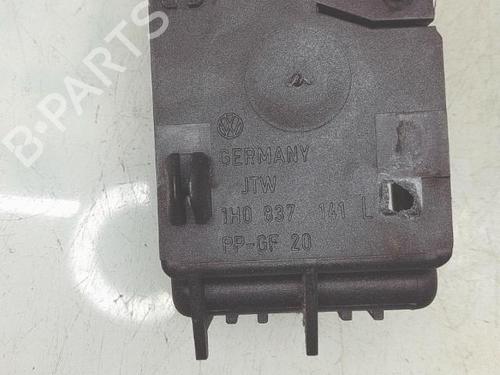 Used Front left interior door handle Front left interior door handle VW GOLF III (1H1) 1.4 (60 hp) 40011544 40011544