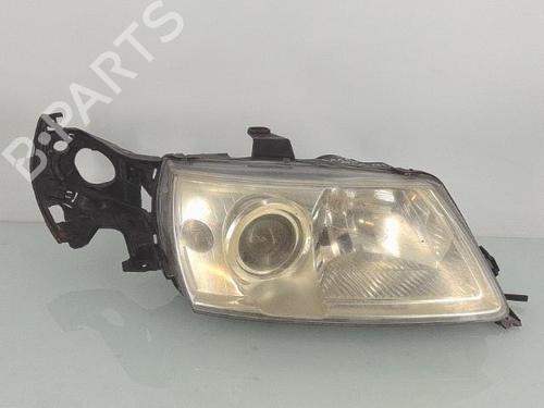 Used Right headlight SAAB 9-5 (YS3E) 3.0 TiD (177 hp) 26236822