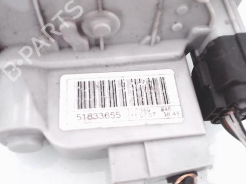 Used Front right lock LANCIA YPSILON (312_) 1.2 (312.PXA1A, 312.YXA1A) (69 hp) 25371933