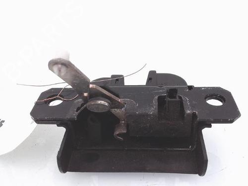 Tailgate lock VW GOLF IV (1J1) 1.9 TDI | BP25358158C101 
