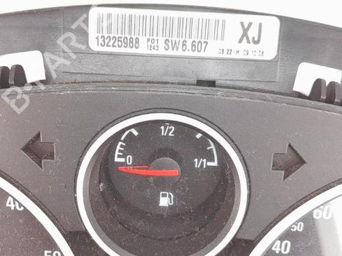 Instrument cluster OPEL ASTRA H Estate (A04) 1.9 CDTI 16V (L35) | BP30172171C47
