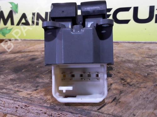 Switch TOYOTA YARIS (_P9_) 1.4 D-4D (NLP90_, NLP90R) | BP25359683I30 - Image 3