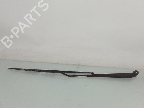 Used Front windshield wiper arm CITROËN XSARA (N1) 1.4 i (75 hp) 27154125