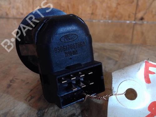 Used Mirror switch FORD FOCUS I (DAW, DBW) 1.6 16V (100 hp) 25365180