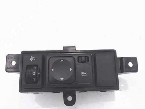 Used Mirror switch NISSAN MICRA IV (K13K, K13KK) 1.2 (80 hp) 25365942