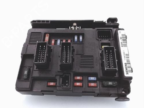 Used Fuse box Fuse box PEUGEOT 206 Hatchback (2A/C) 1.4 HDi eco 70 (68 hp) 25369447 25369447