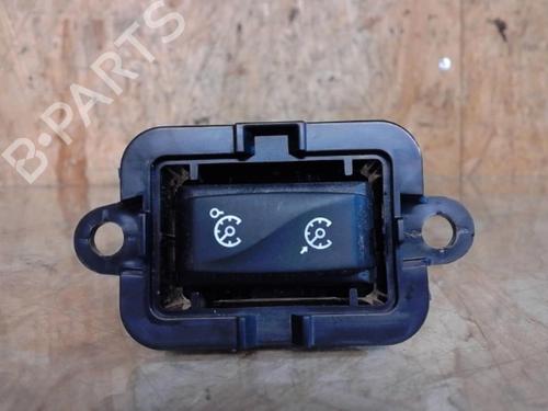 Used Switch RENAULT MEGANE III Hatchback (BZ0/1_, B3_) 1.5 dCi (BZ09, BZ0D, BZ1W, BZ29, BZ14) (110 hp) 25373495