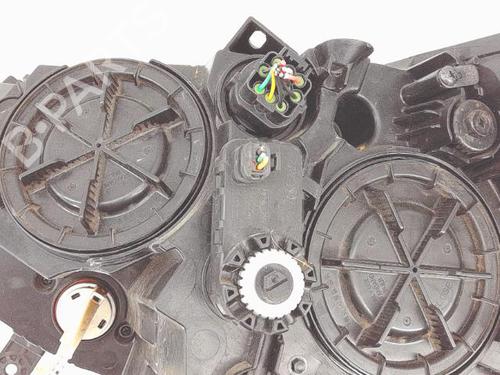 Right headlight HYUNDAI i40 I CW (VF) 1.7 CRDi | BP29969564C29