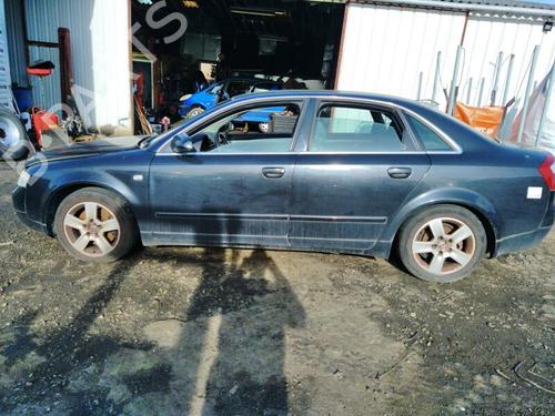 Left front fog light AUDI A4 B6 (8E2) 2.5 TDI quattro | BP25355765C30 - Image 4