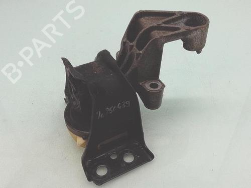 Used Engine mount RENAULT CLIO III (BR0/1, CR0/1) 1.5 dCi (C/BR0G, C/BR1G) (68 hp) 30903901