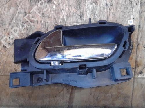 Used Front left interior door handle Front left interior door handle 25364839 25364839