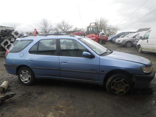 Left taillight PEUGEOT 306 Break (7E, N3, N5) 1.9 TD | BP25359260C34 