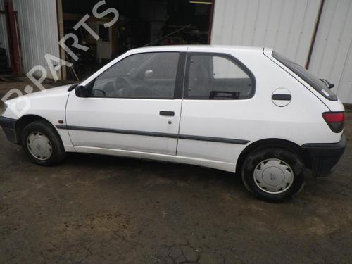 Used Parts PEUGEOT 306 Hatchback (7A, 7C, N3, N5) 1.8 D 4852806