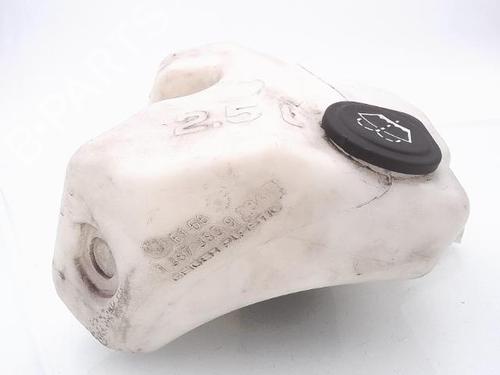 Used Windscreen washer tank BMW 3 (E36) 318 i (115 hp) 25357959